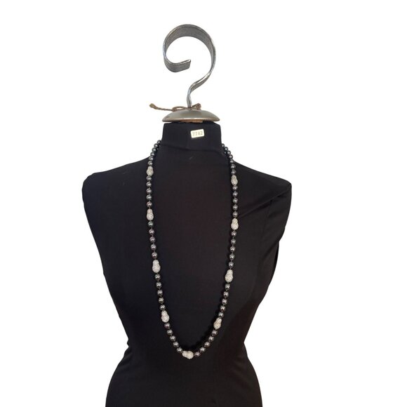 Black Pearl & Rhinestone Long Beaded Necklace 40" Hand-Knotted Elegant Jewelry - Picture 4 of 9